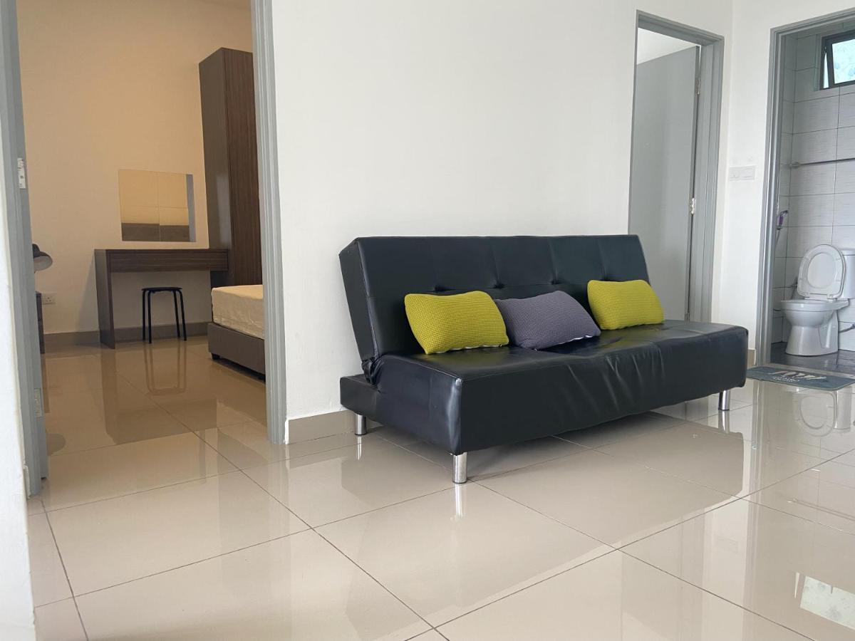 Relax Bear Homestay Танах-Рата Екстер'єр фото
