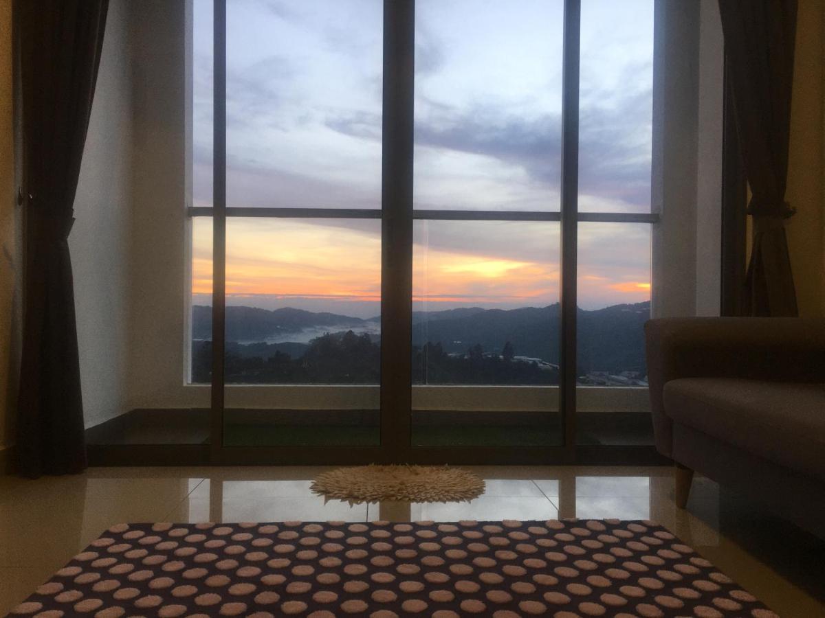 Relax Bear Homestay Танах-Рата Екстер'єр фото