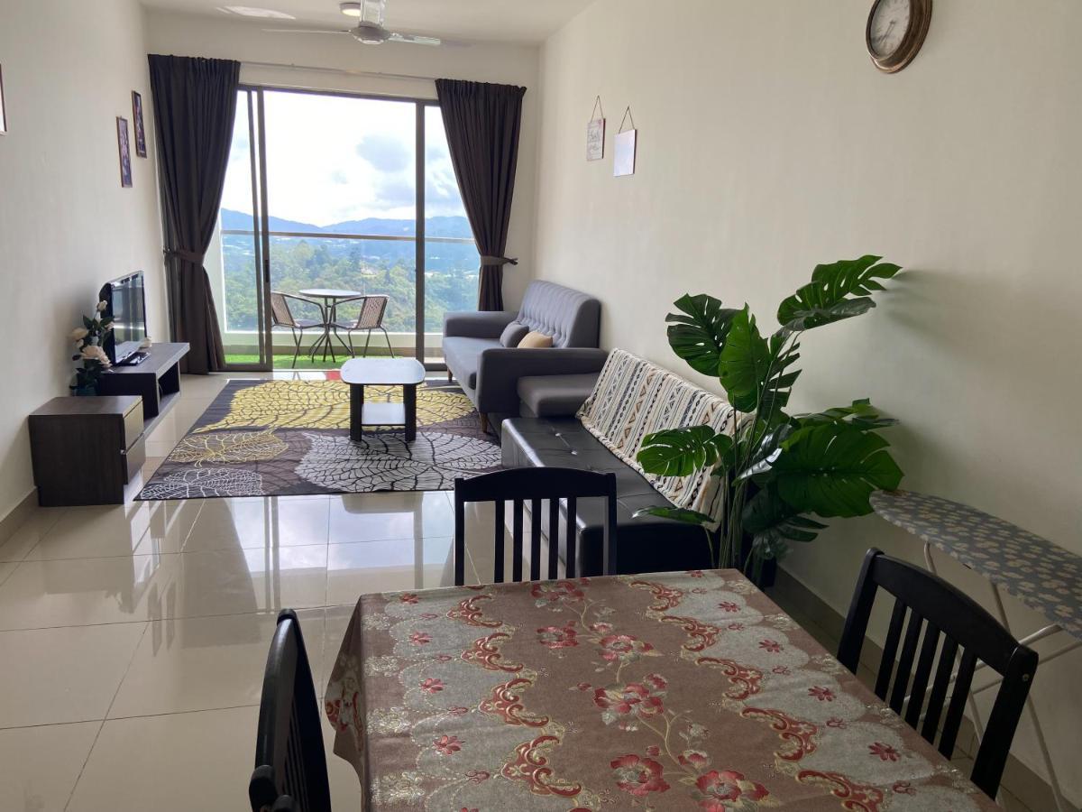 Relax Bear Homestay Танах-Рата Екстер'єр фото