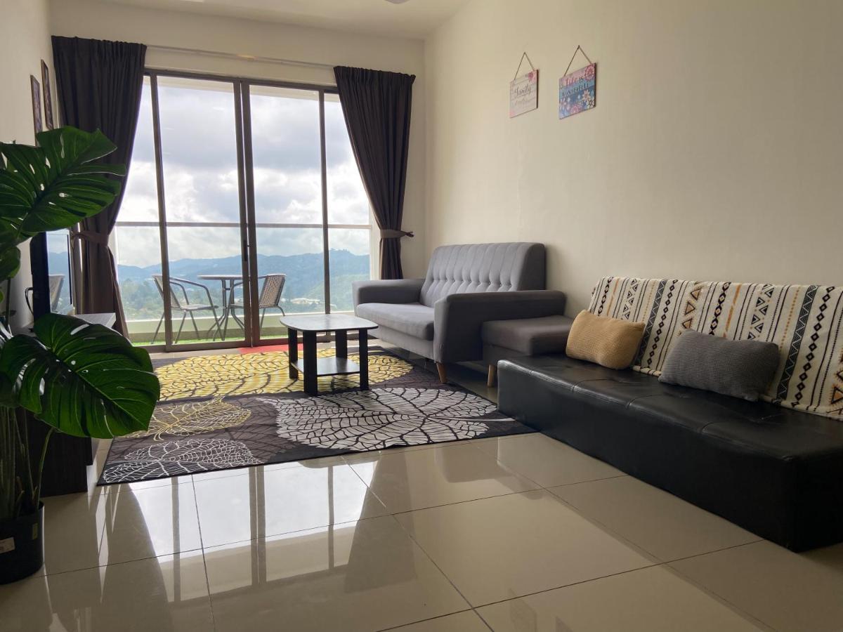 Relax Bear Homestay Танах-Рата Екстер'єр фото
