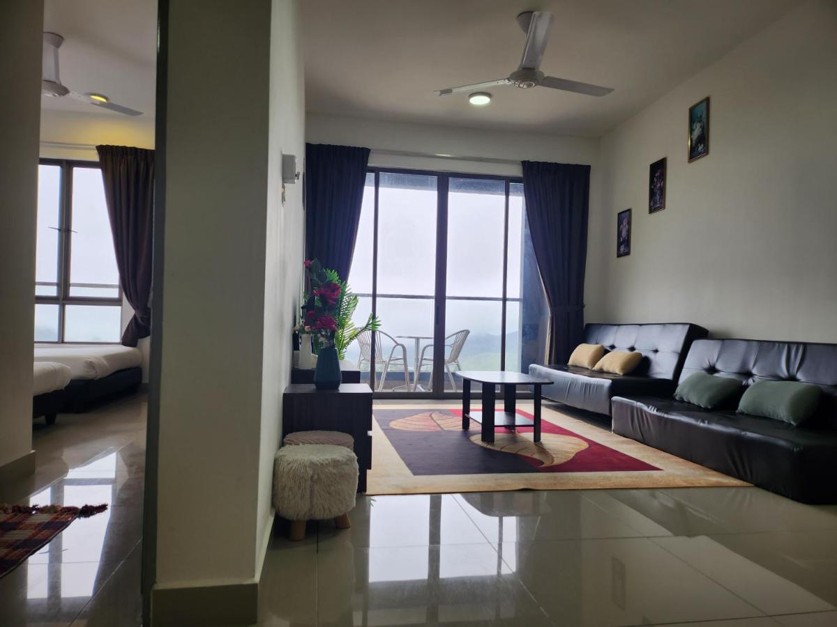 Relax Bear Homestay Танах-Рата Екстер'єр фото