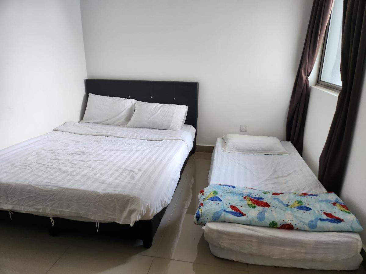 Relax Bear Homestay Танах-Рата Екстер'єр фото