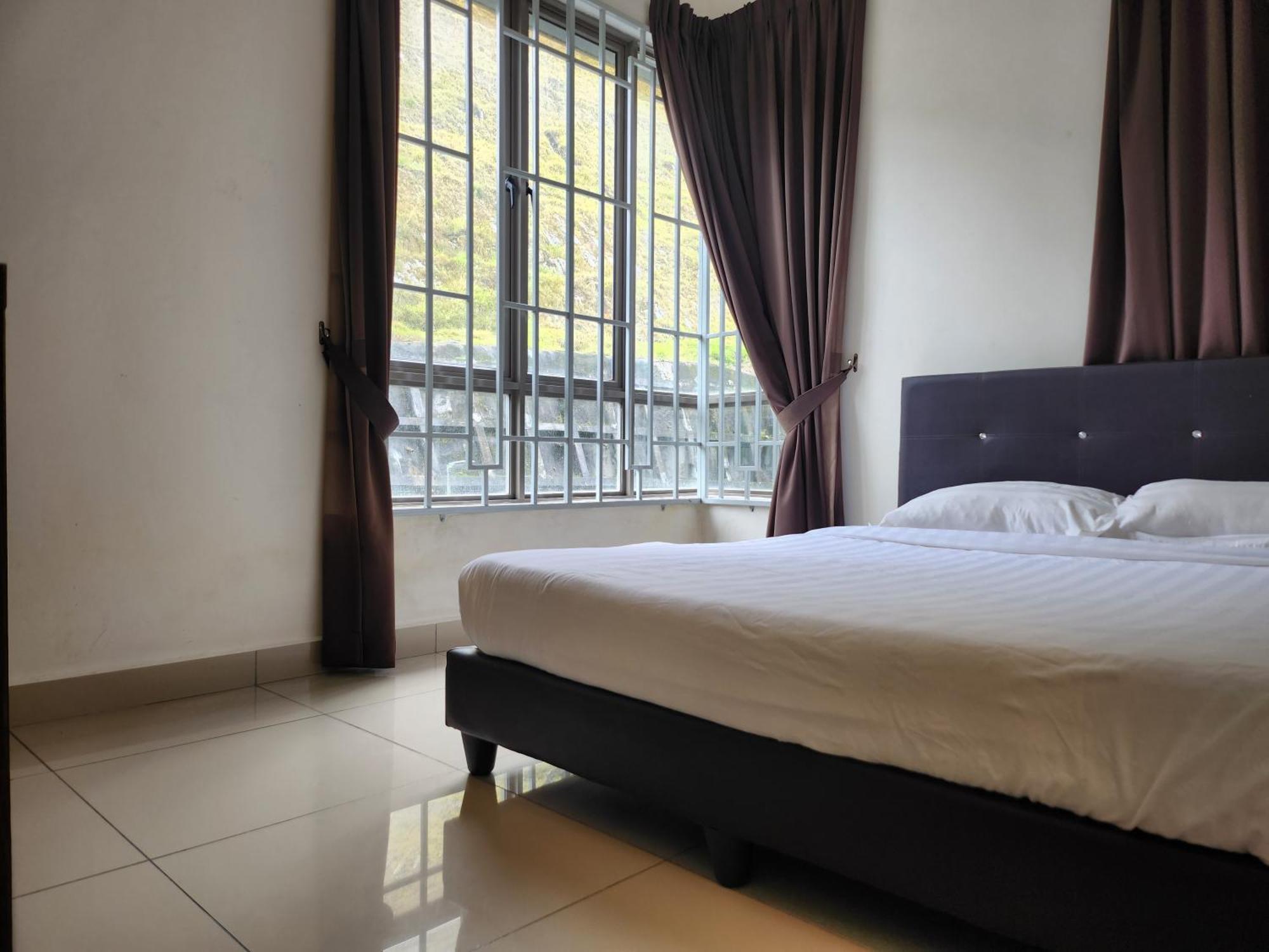 Relax Bear Homestay Танах-Рата Екстер'єр фото