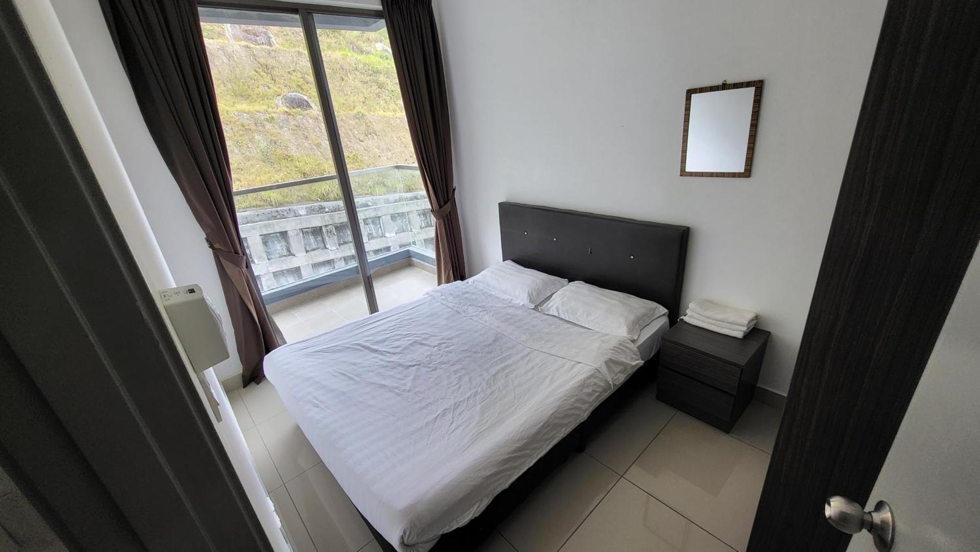Relax Bear Homestay Танах-Рата Екстер'єр фото